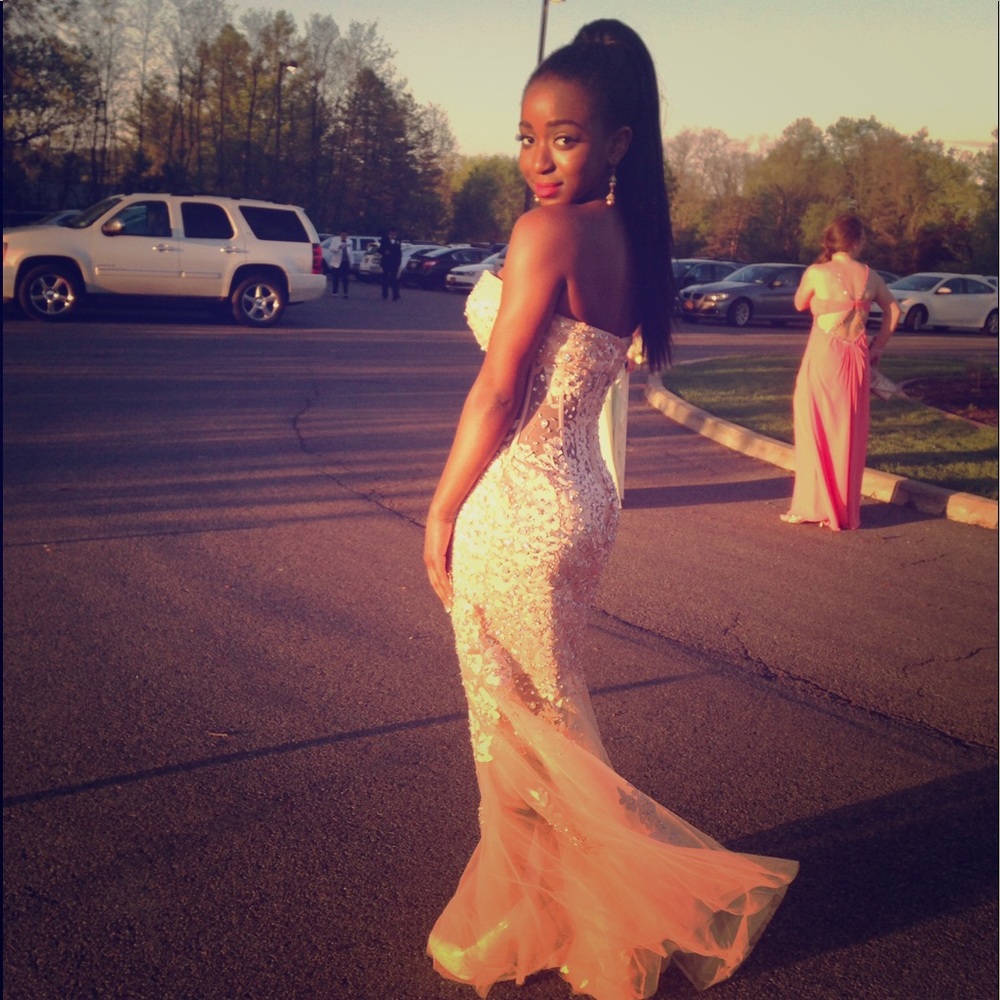 Strapless bejeweled prom dress/gown